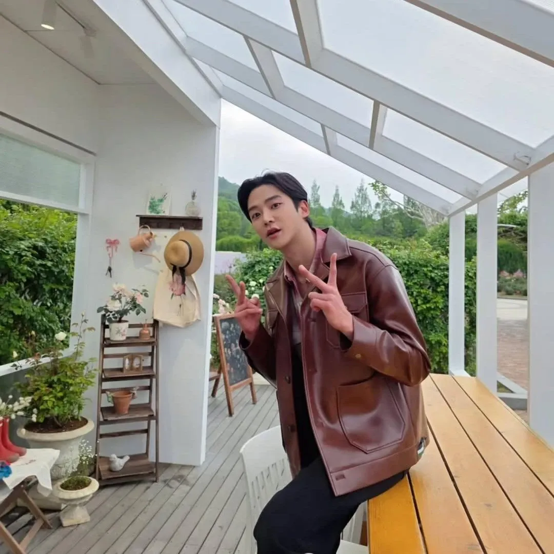 Foto terbaru dari Rowoon