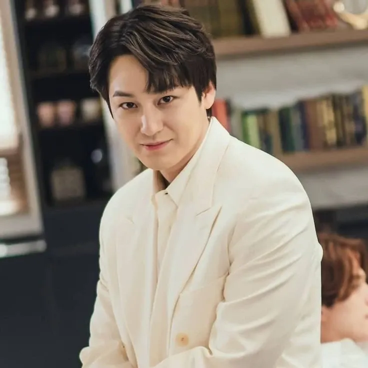 A moment captured by a fan of Kim Bum