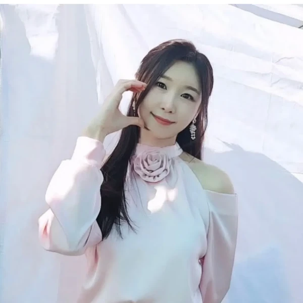 Representative photo of Lee Sona showing their charm
