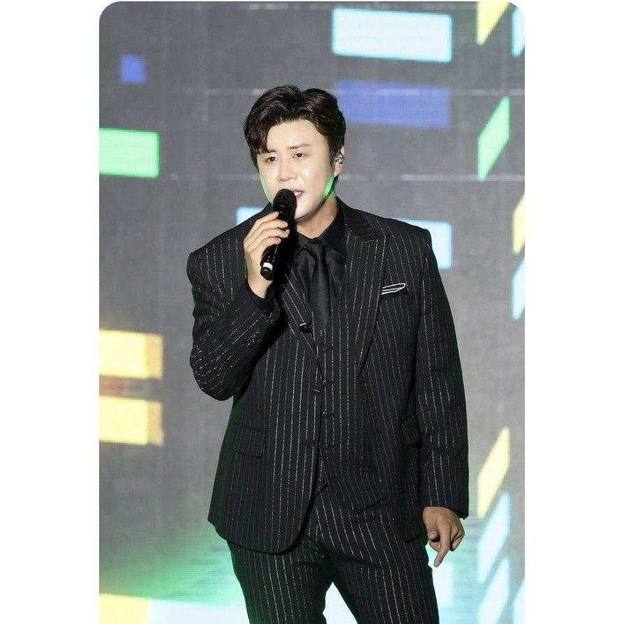 Behind-the-scenes cut of Jin Haesung