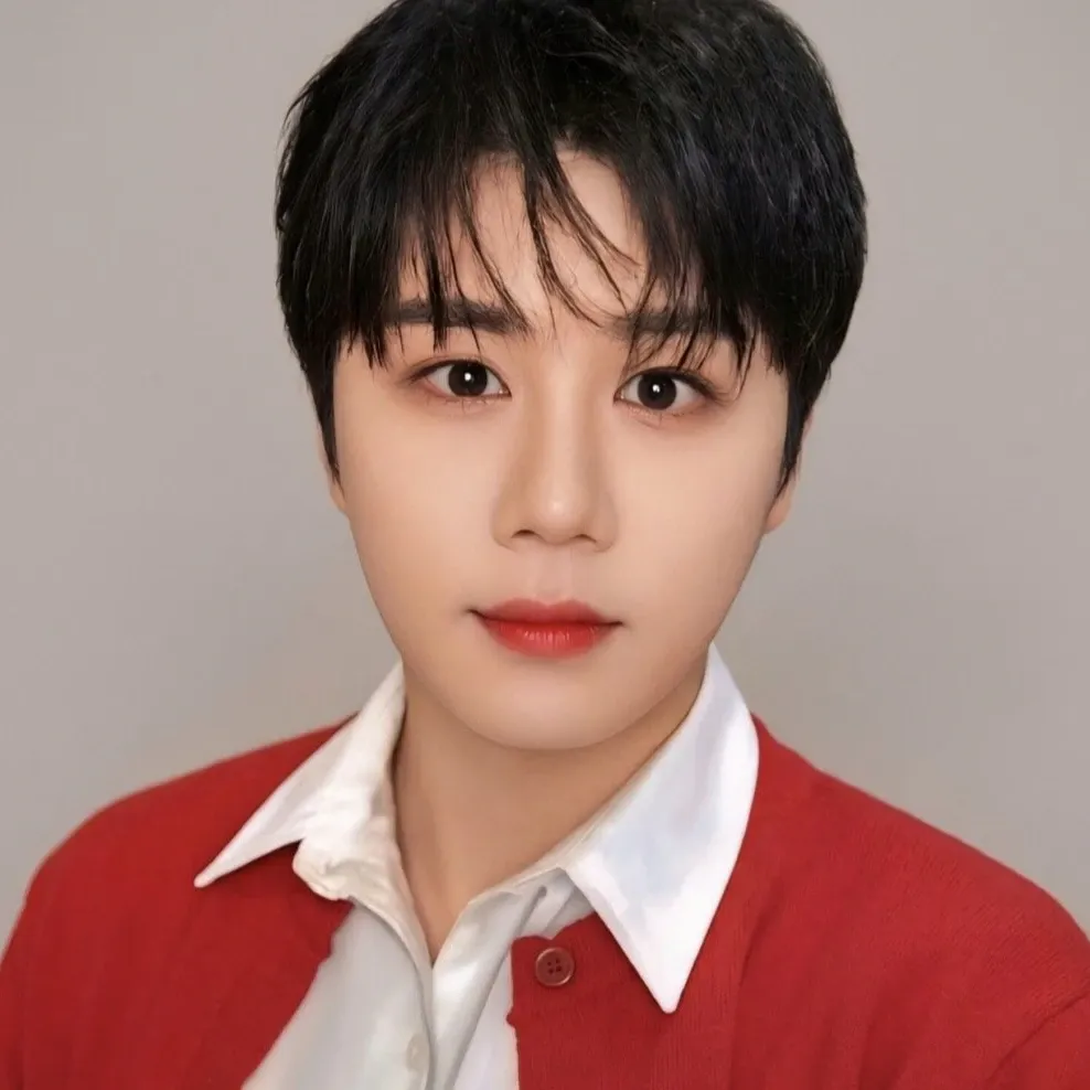 Behind-the-scenes cut of Jin Haesung