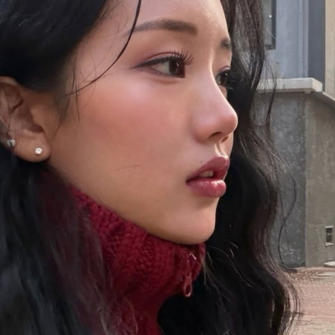 A moment captured by a fan of Kim Soyeon (2004)