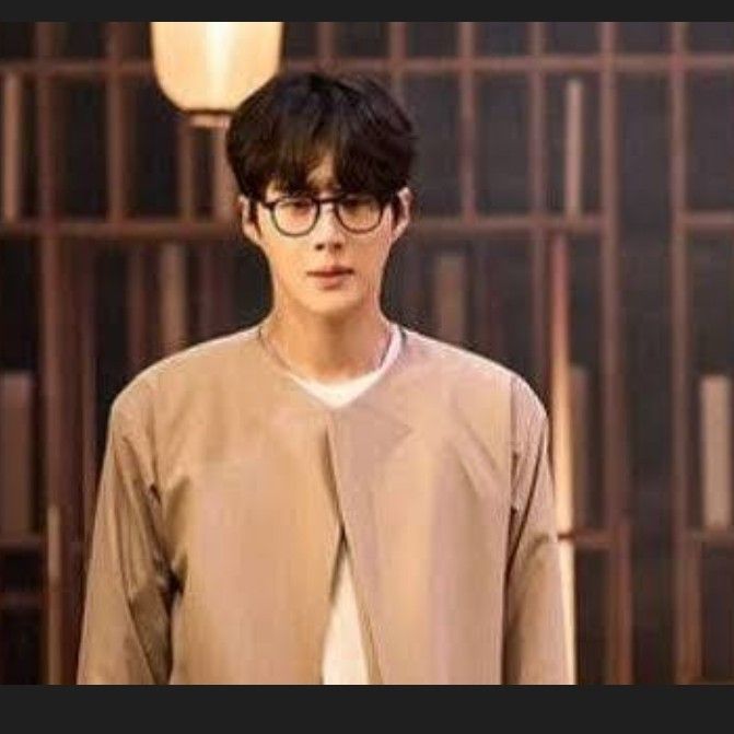 Latest photo of Kim Seonho