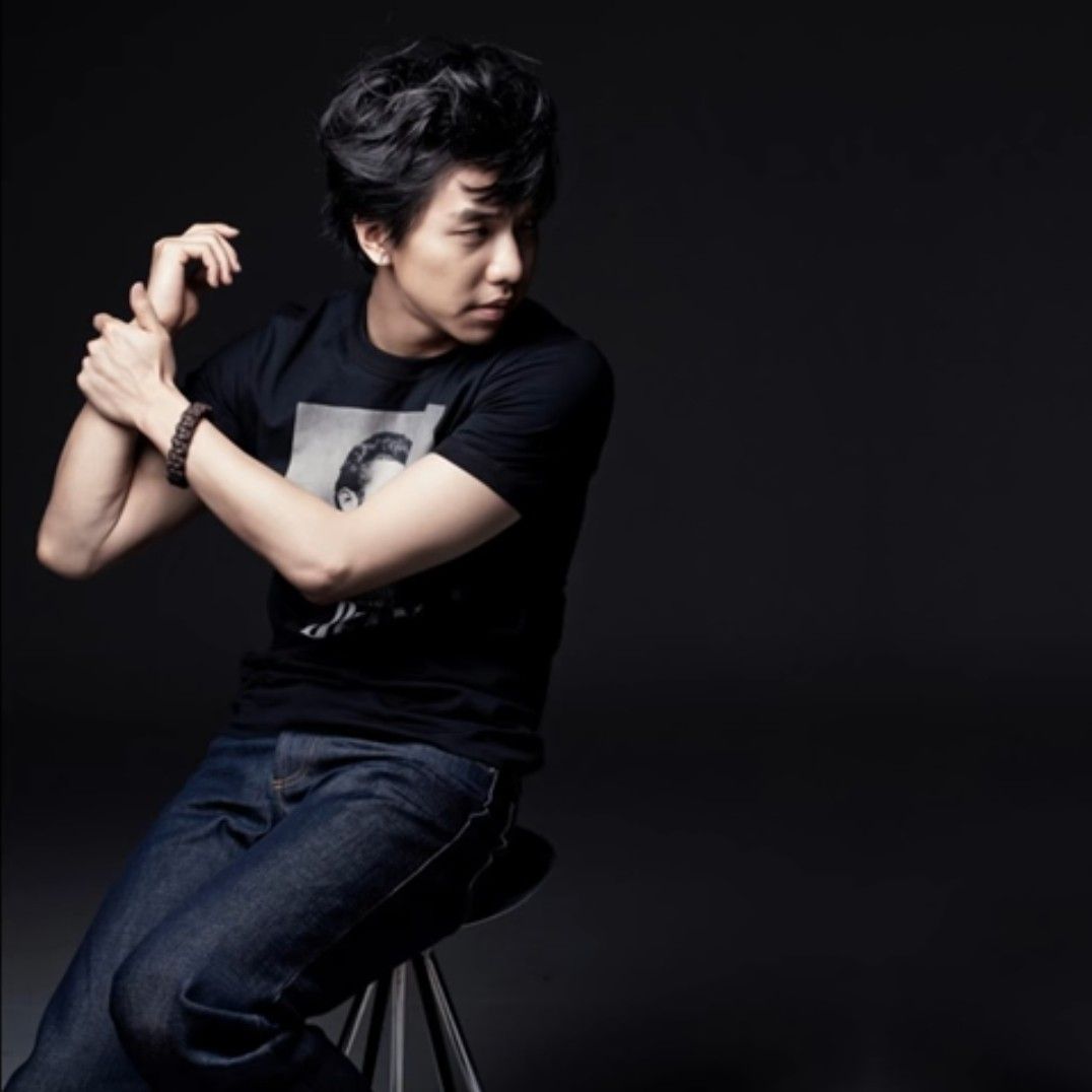 Momen yang diabadikan oleh penggemar Lee Seunggi