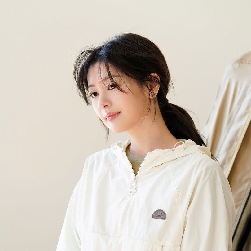 Behind-the-scenes cut of Jung Somin