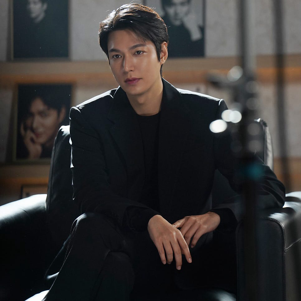 粉絲拍下的李敏鎬瞬間