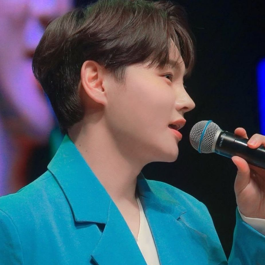 박서진의 비하인드 컷