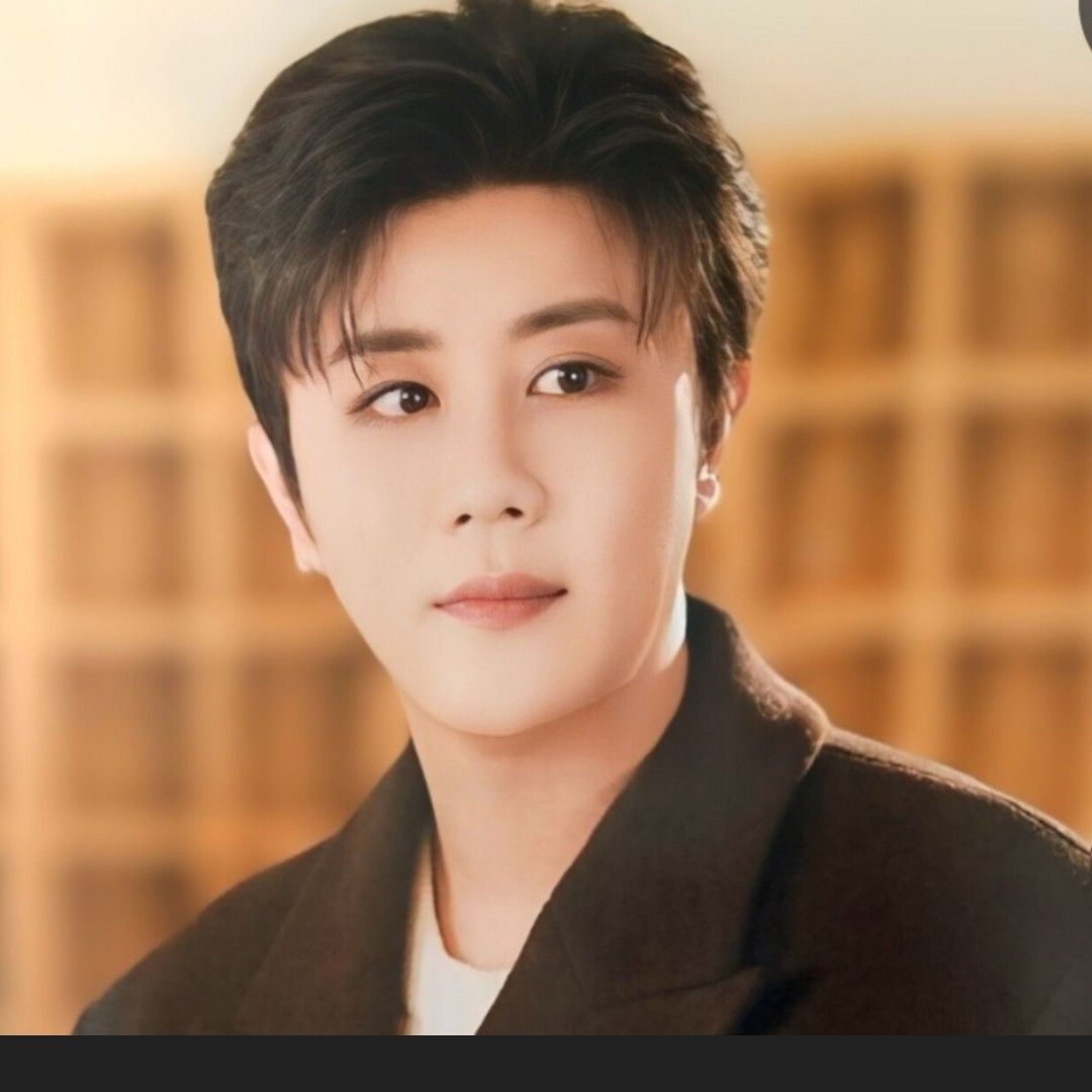 チン・ヘソンのビハインドカット