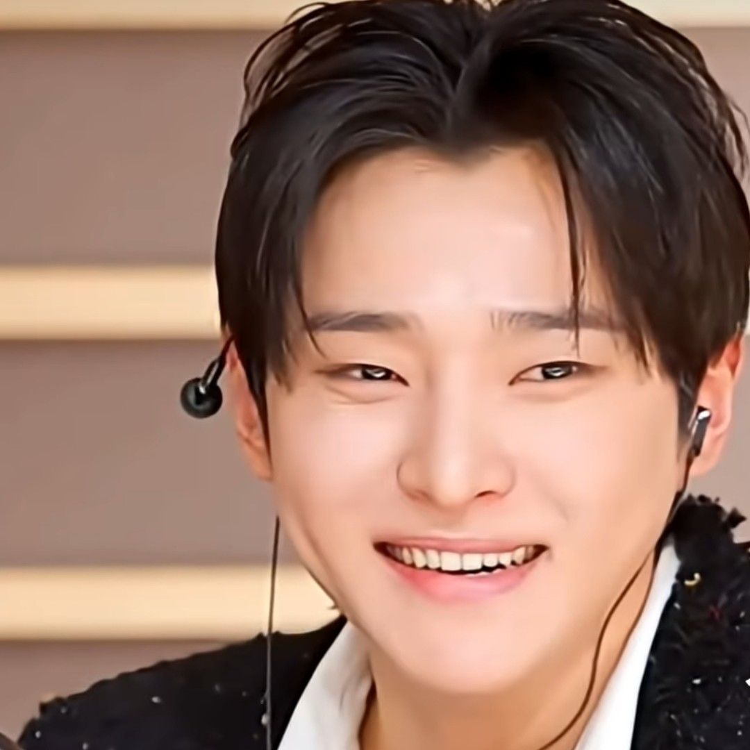 Behind-the-scenes cut of Seong Ri