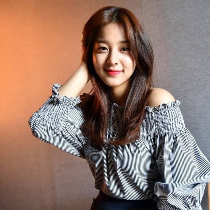 Latest photo of Seol Inah