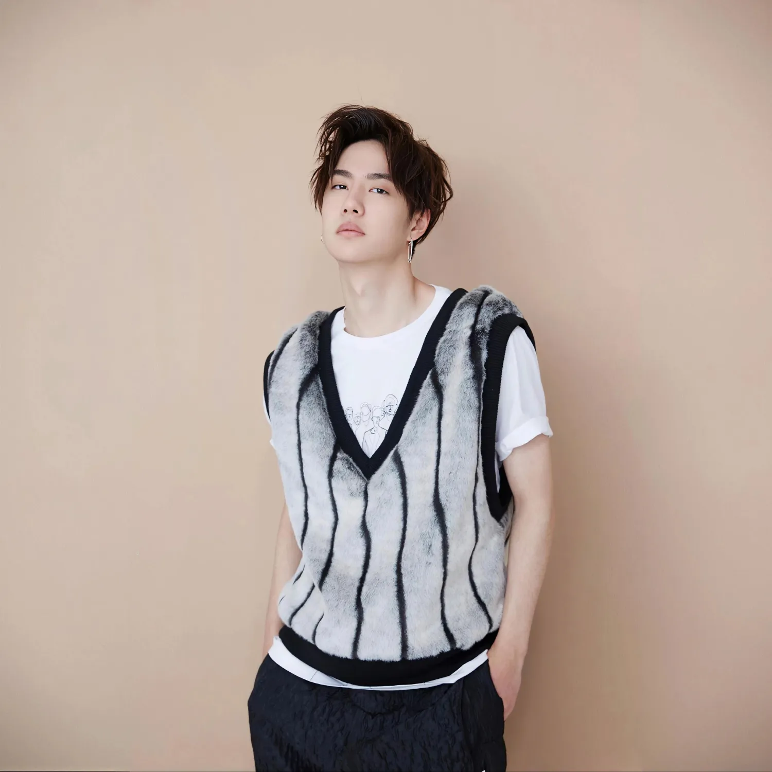 Recent activity shot of Wang Yibo