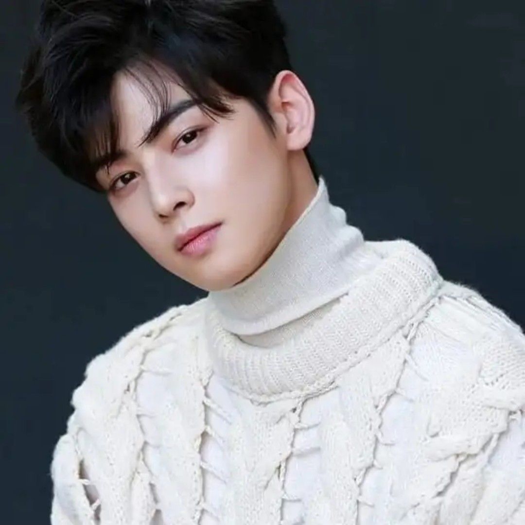 Foto terbaru dari Cha Eunwoo