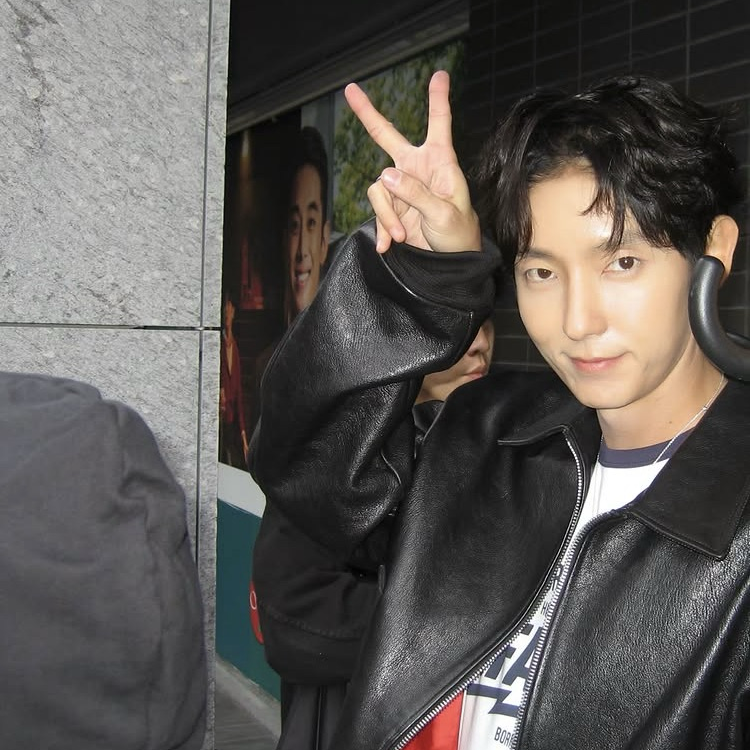 이준기 최근 활동샷