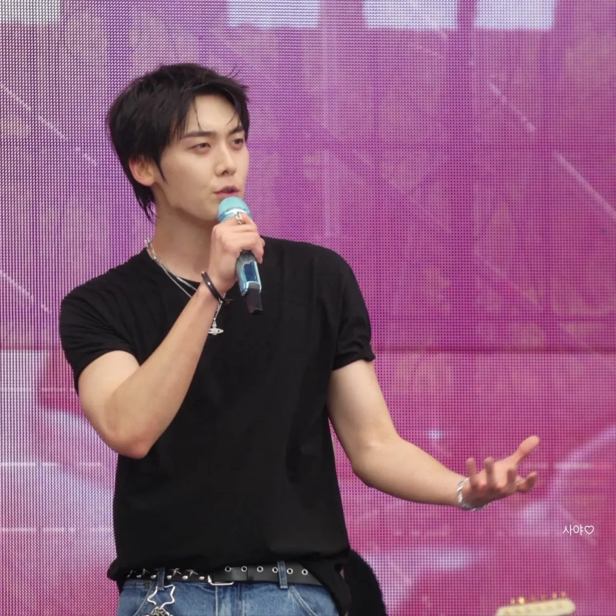 A moment captured by a fan of Yoon Sanha