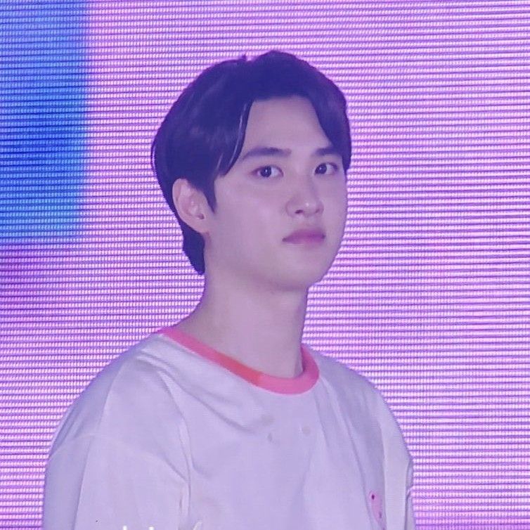 粉丝拍下的都暻秀 (D.O.)瞬间