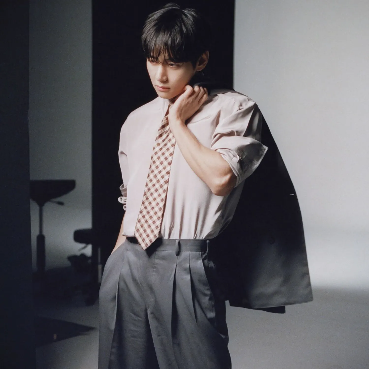 Recent activity shot of Kim Taehyung (V)