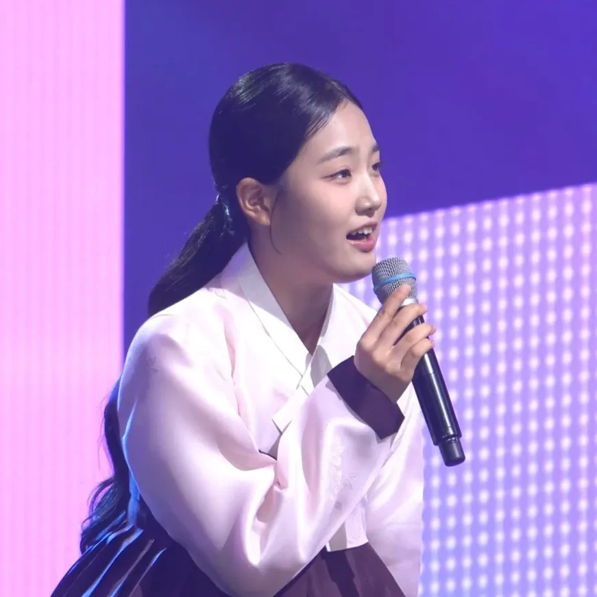 김태연의 비하인드 컷
