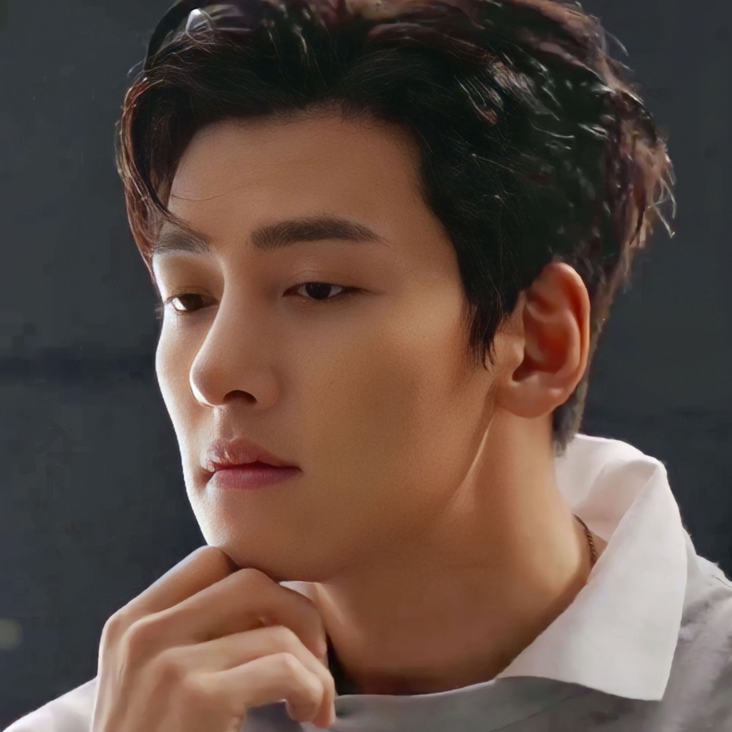 지창욱 최근 활동샷