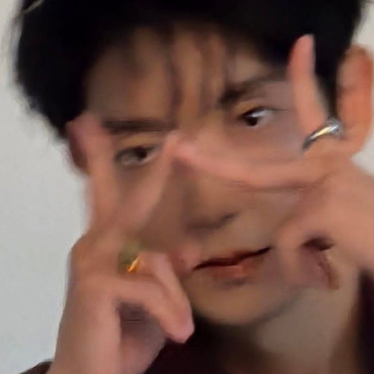 A moment captured by a fan of Lee Joongi