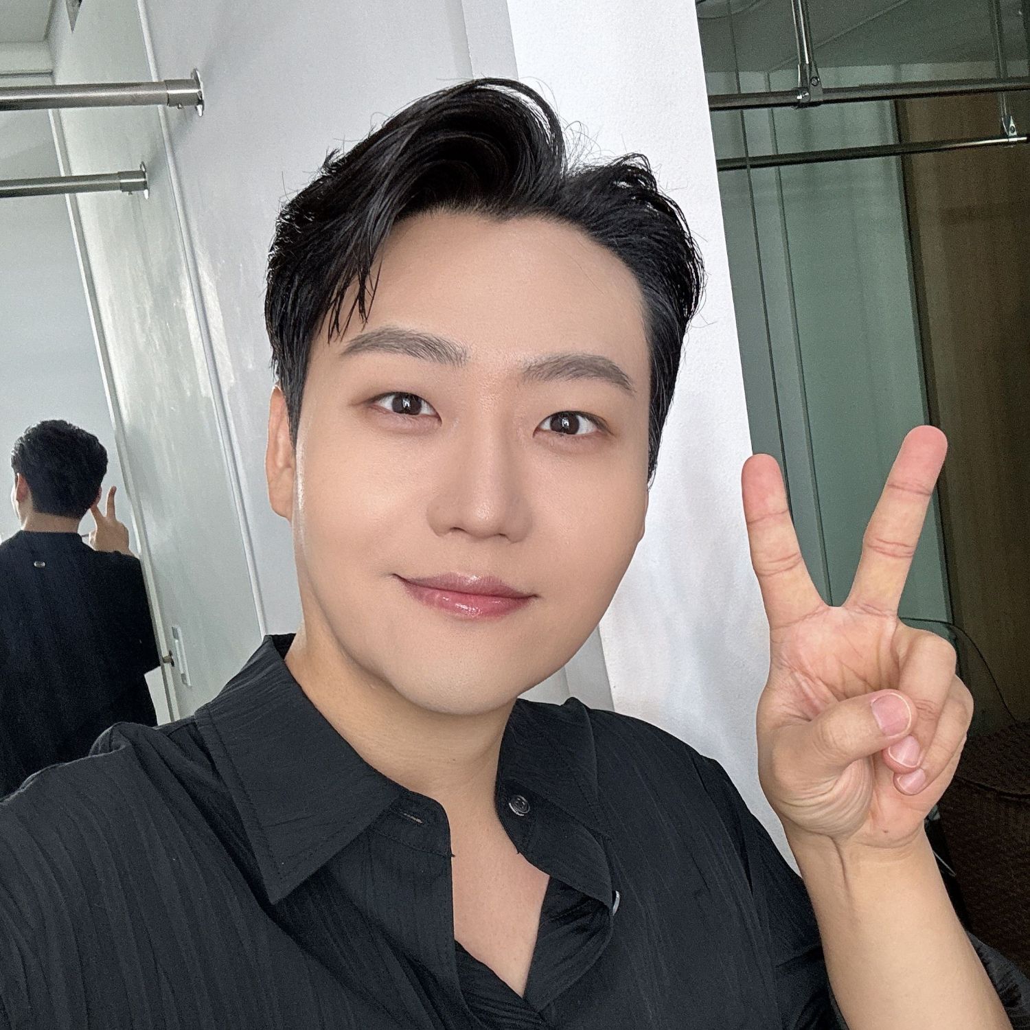 Behind-the-scenes cut of Min Soohyun