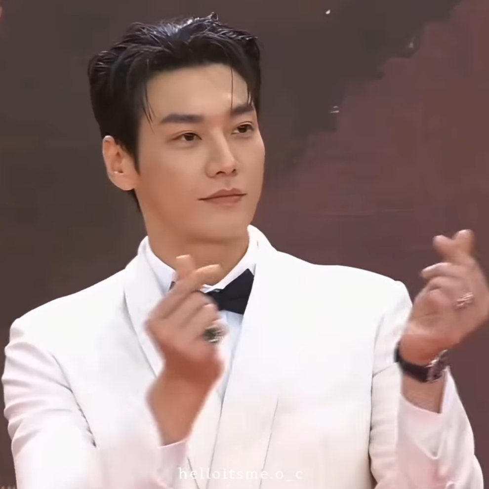 Latest photo of Kim Youngkwang