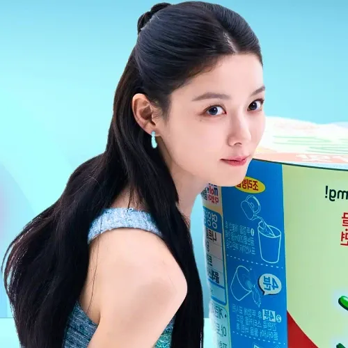 Latest photo of Kim Youjung