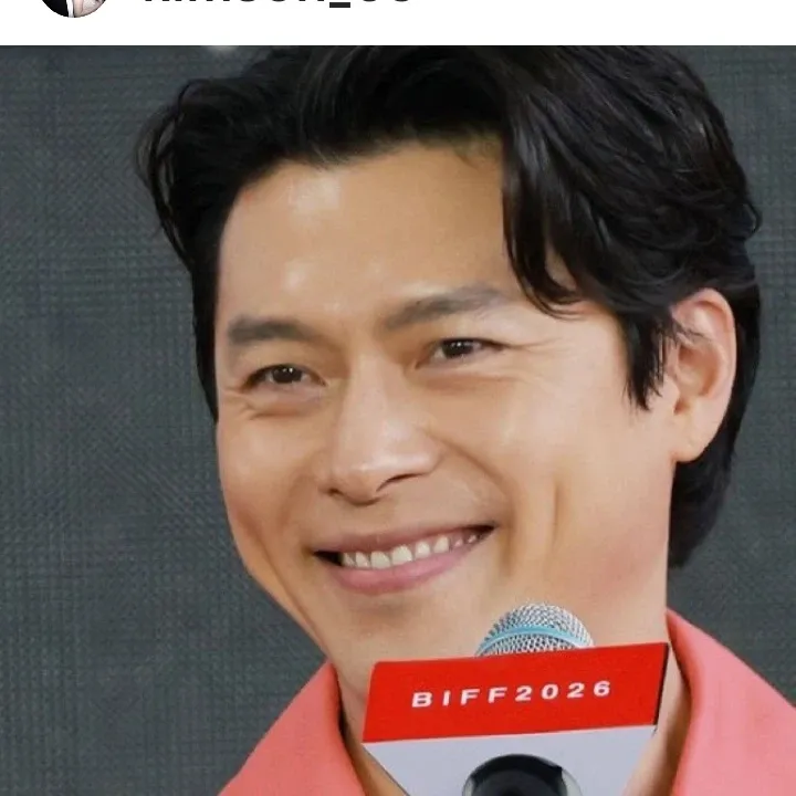 Momen yang diabadikan oleh penggemar Hyun Bin