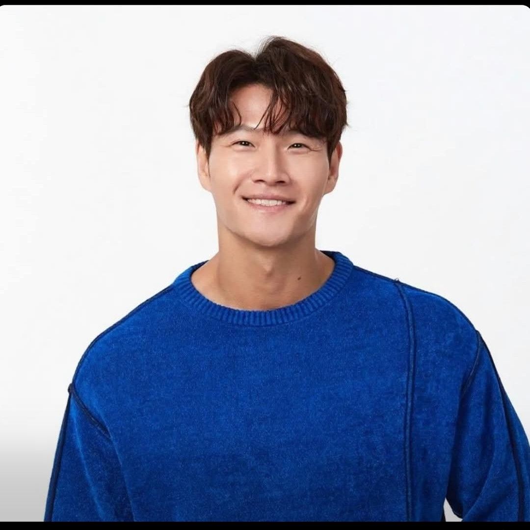 Recent activity shot of Kim Jongkook