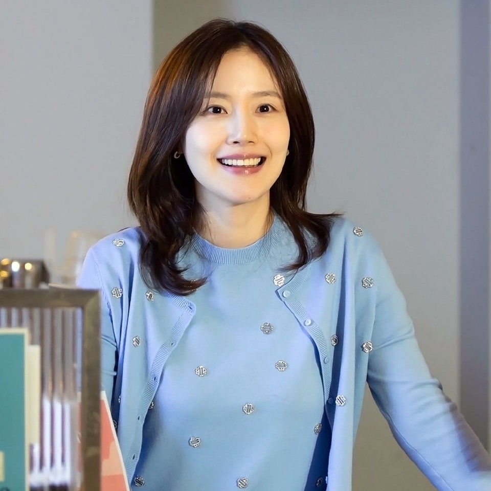 Latest photo of Moon Chaewon