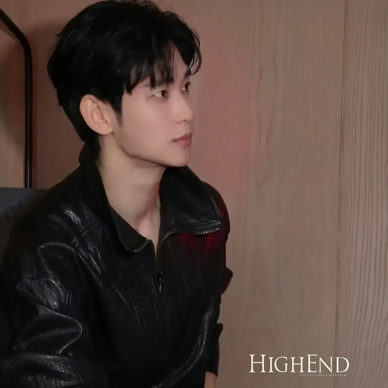 Behind-the-scenes cut of Kim Soohyun