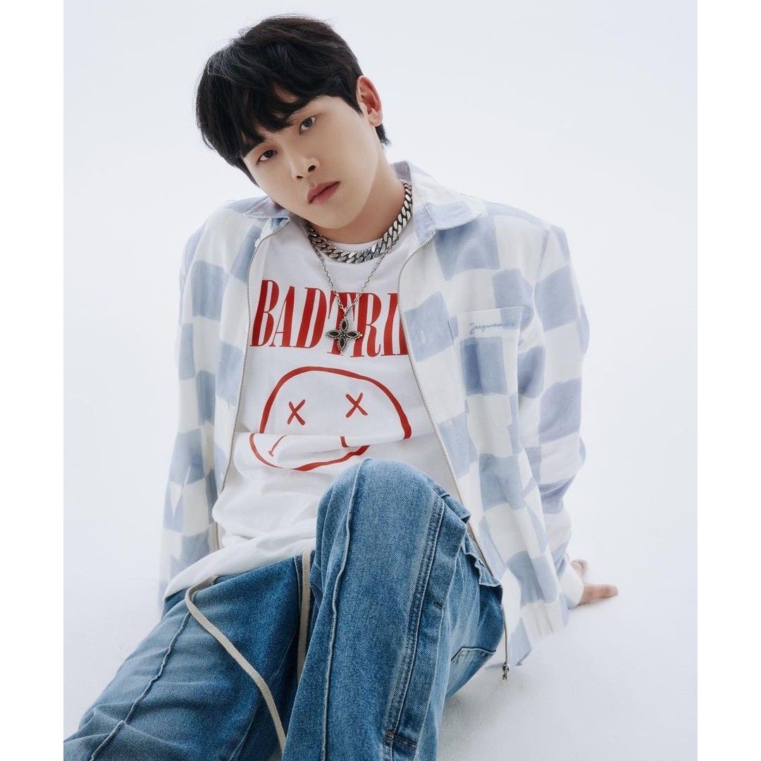 Recent activity shot of Hoya