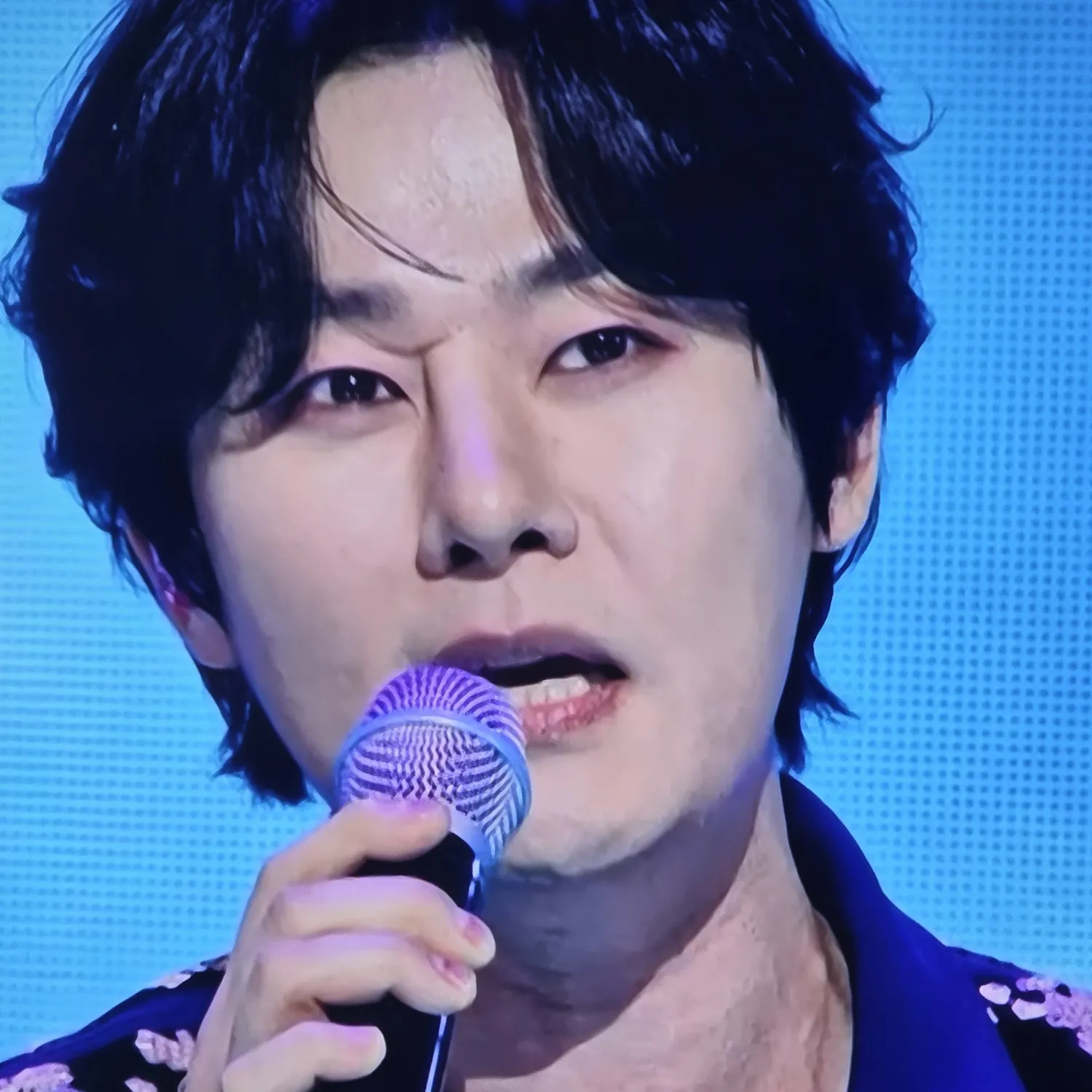 Behind-the-scenes cut of Kang Moonkyung