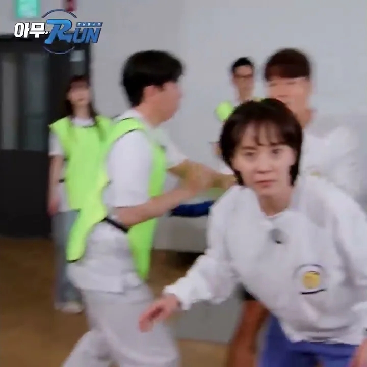 ソン・ジヒョのビハインドカット