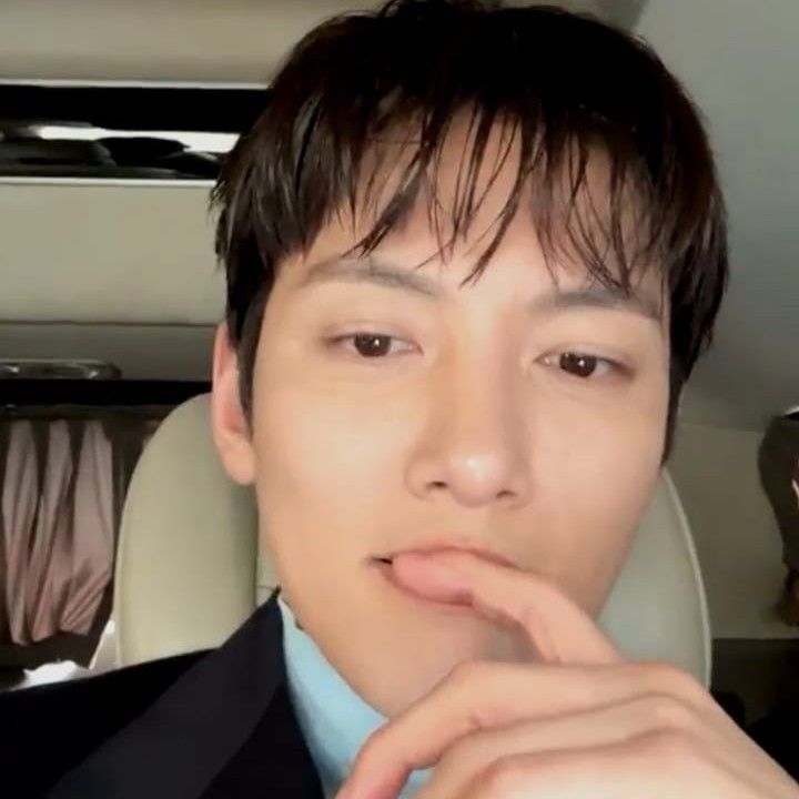 チ・チャンウクの最近の活動ショット