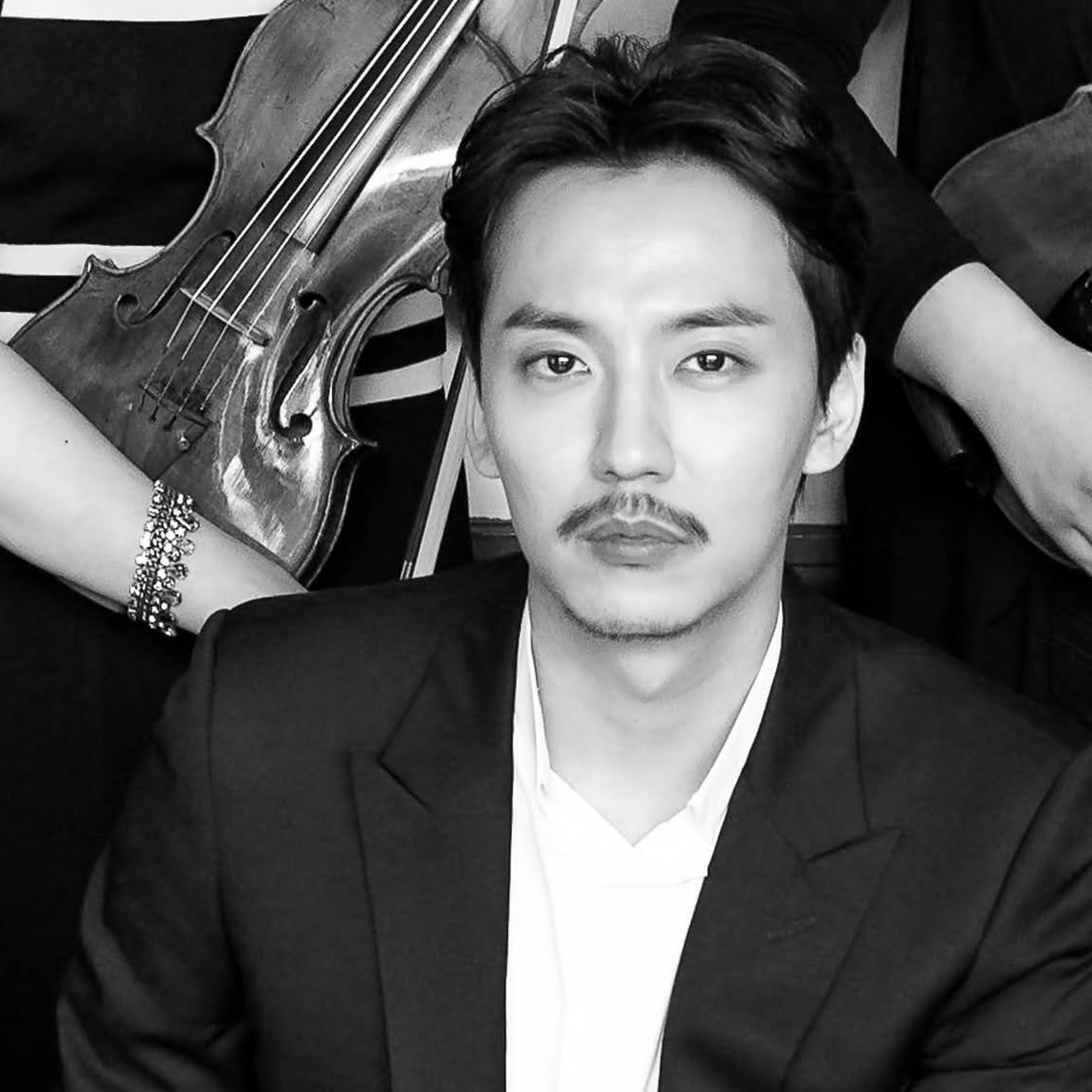 Behind-the-scenes cut of Kim Namgil