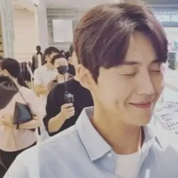 Recent activity shot of Kim Seonho