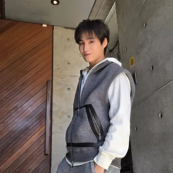 김희재의 비하인드 컷