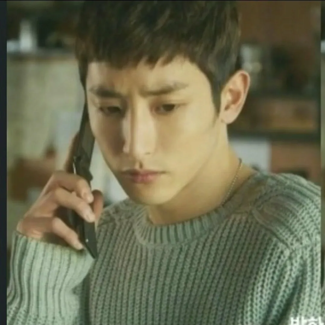 Behind-the-scenes cut of Lee Soohyuk