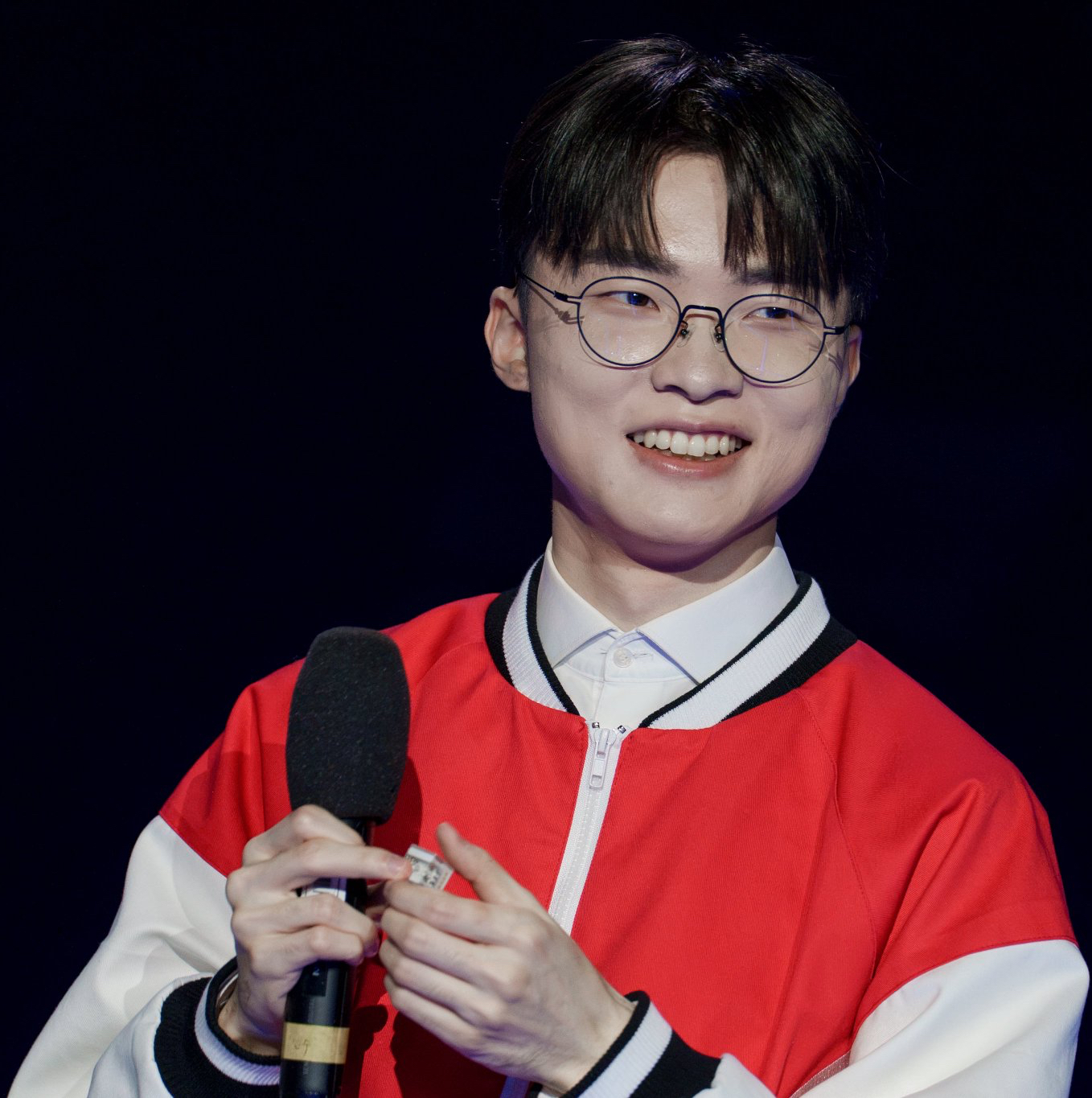 Behind-the-scenes cut of Faker