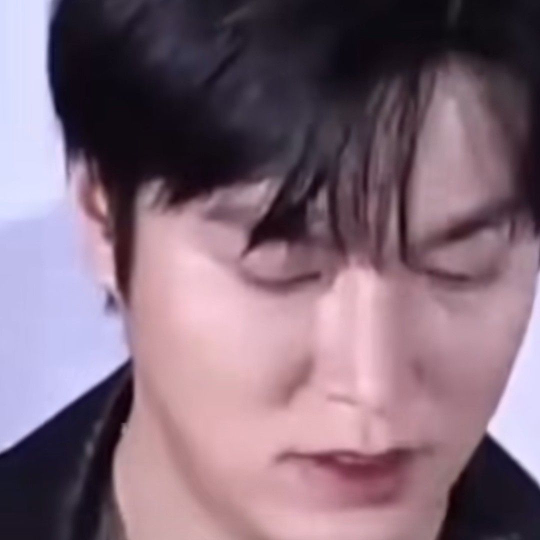 Recent activity shot of Lee Minho