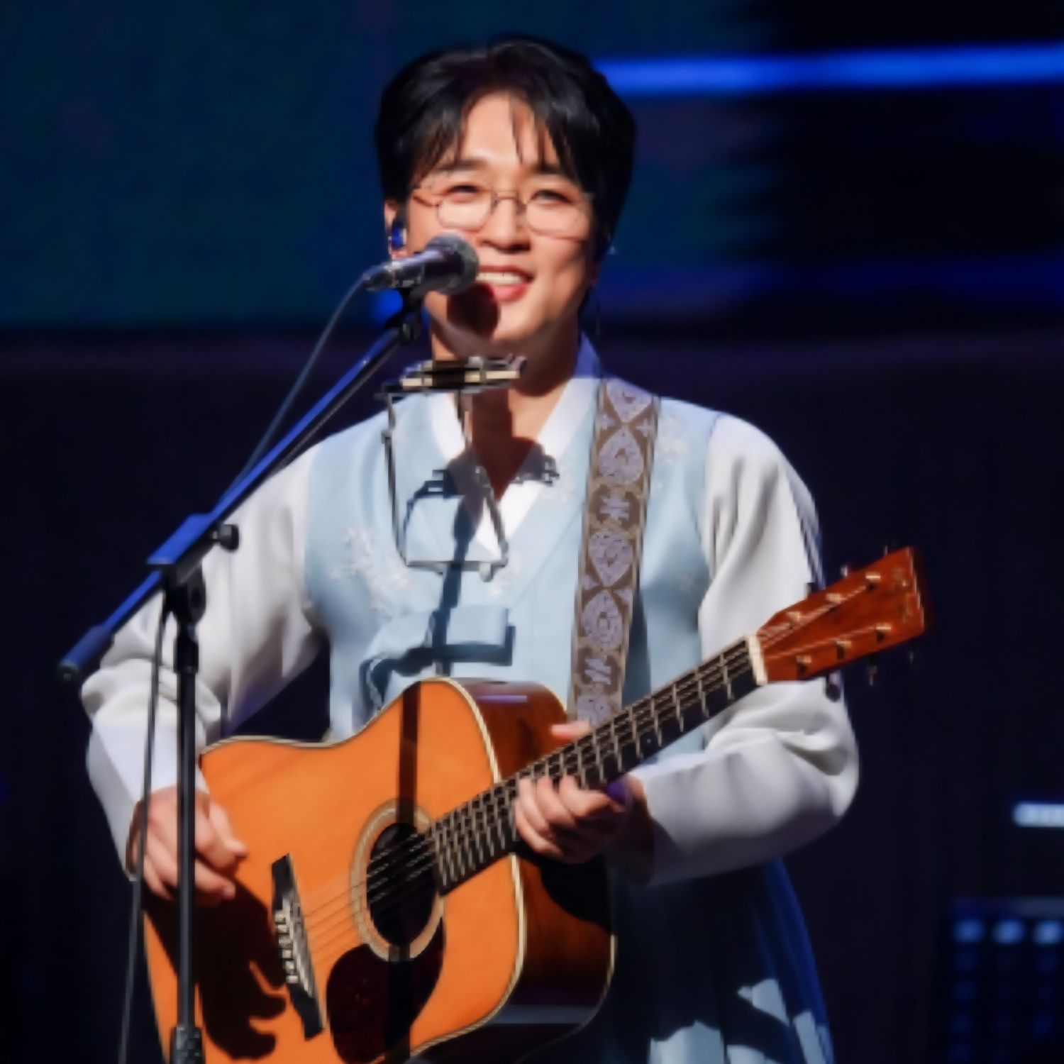 Behind-the-scenes cut of Bak Changgeun