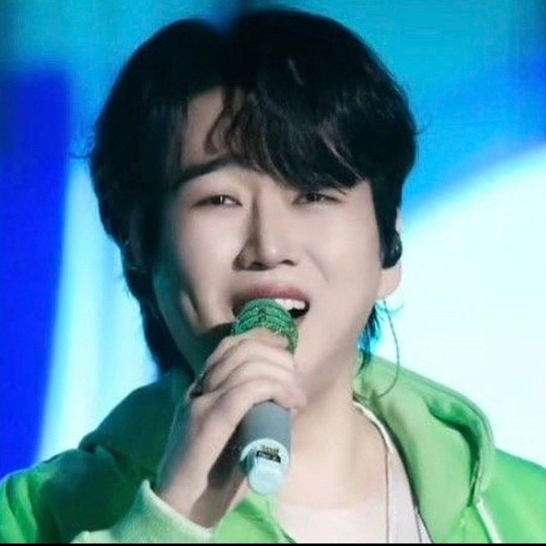 Recent activity shot of Hwang Youngwoong