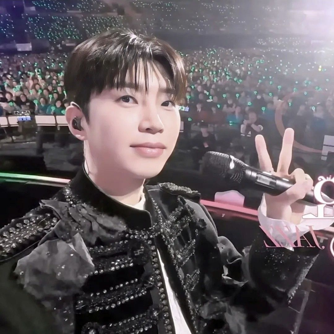 Foto terbaru dari Lim Youngwoong