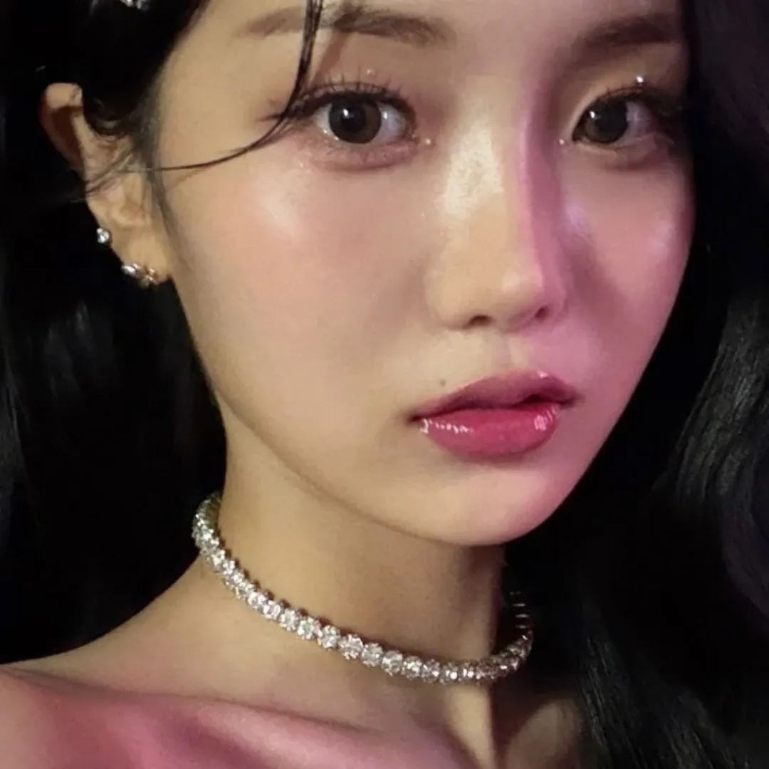 Recent activity shot of Kim Soyeon (2004)