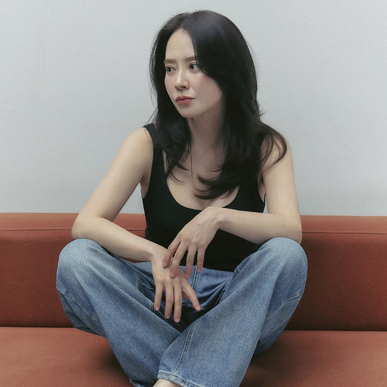 Momen yang diabadikan oleh penggemar Song Jihyo