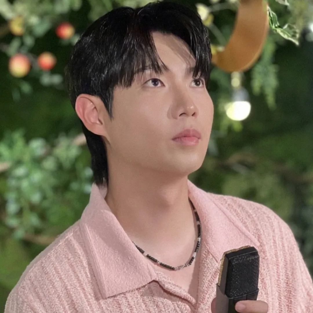 Behind-the-scenes cut of Son Taejin