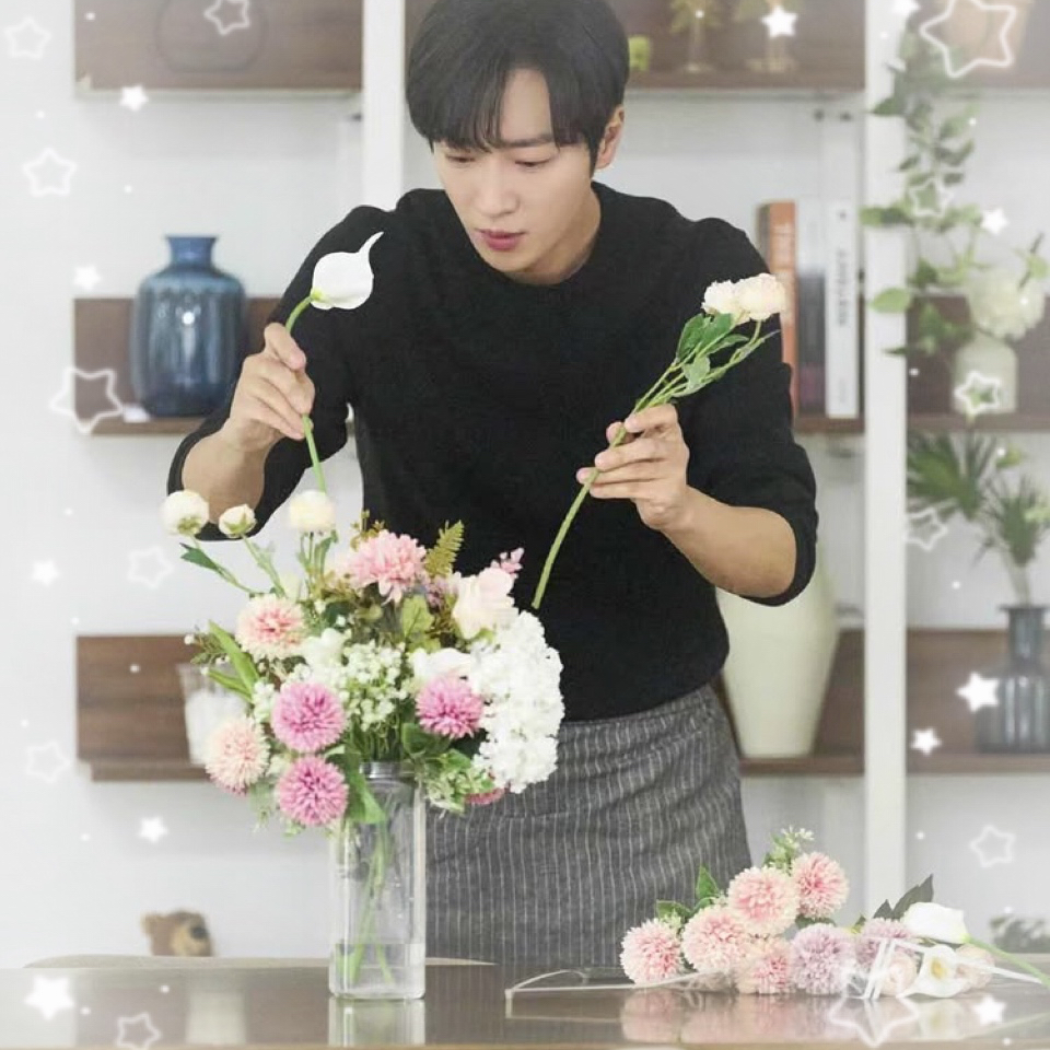 Behind-the-scenes cut of Lee Sangyeob