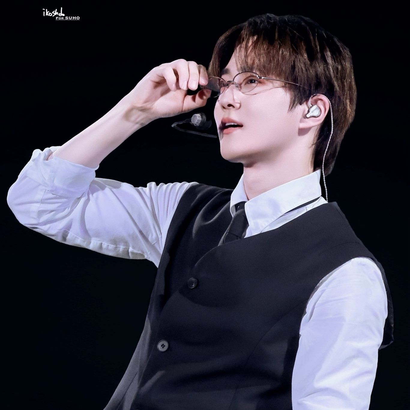 A moment captured by a fan of Suho