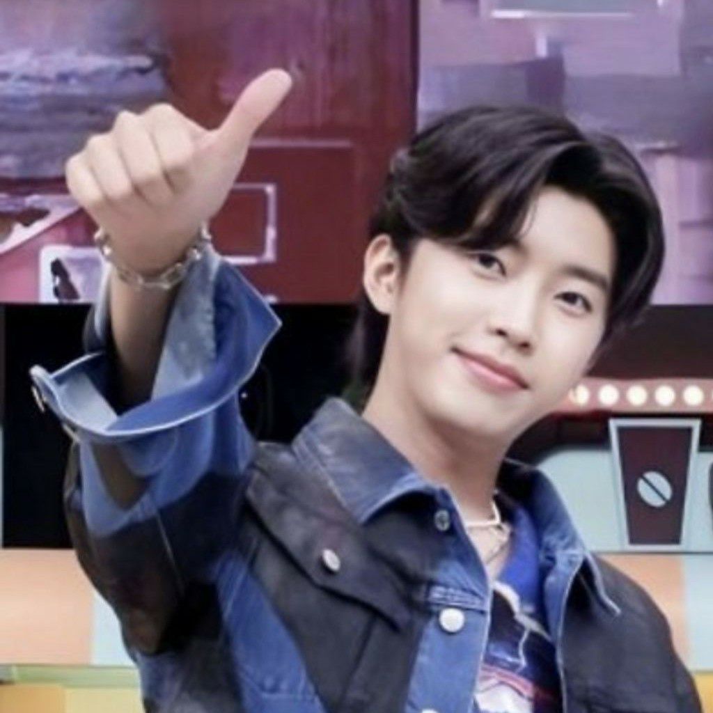 Momen yang diabadikan oleh penggemar Lim Youngwoong