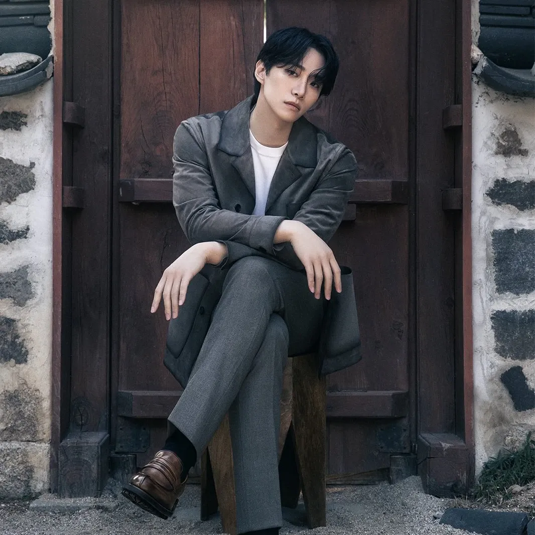 イ・ジュノの最近の活動ショット